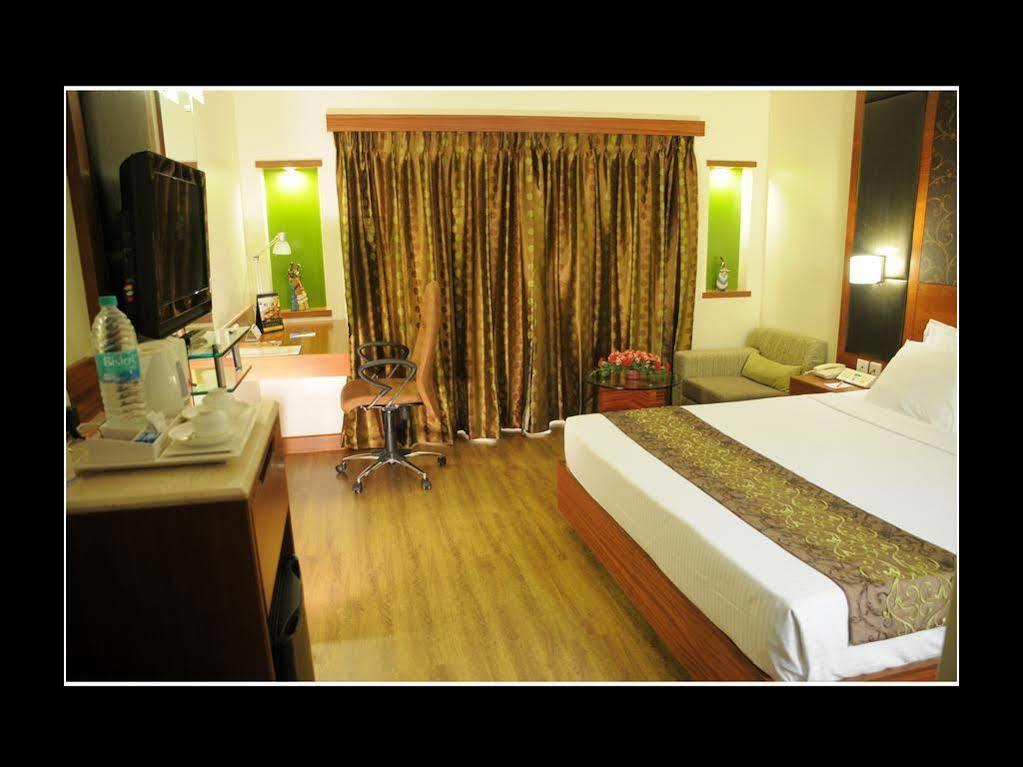 Comfort Inn Vijay Residency Bangalore Buitenkant foto