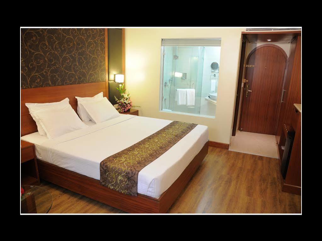 Comfort Inn Vijay Residency Bangalore Buitenkant foto