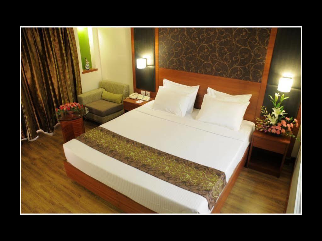 Comfort Inn Vijay Residency Bangalore Buitenkant foto